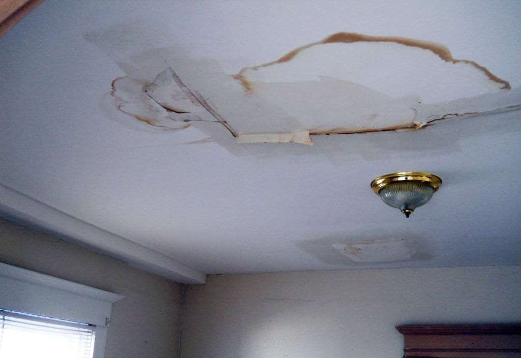 Water damage restoration service image